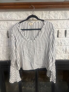 Cloth and Stone White Top with Navy Vertical Stripes and Bell Sleeves